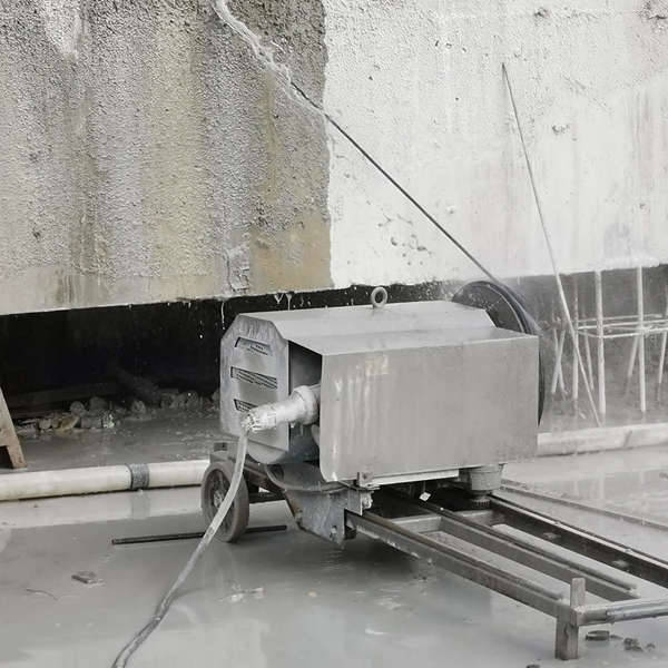 Diamond Wire Saw In Use On You Youtube