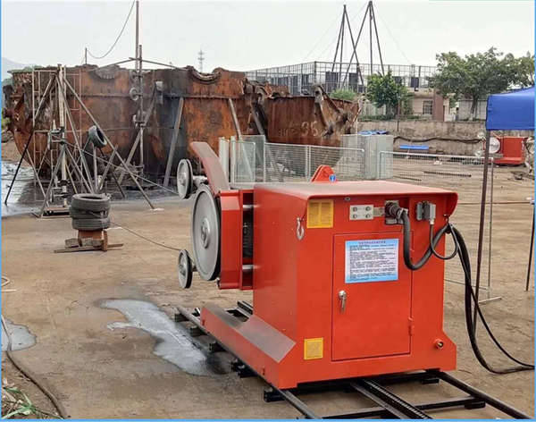 Diamond Wire Saw Cutting